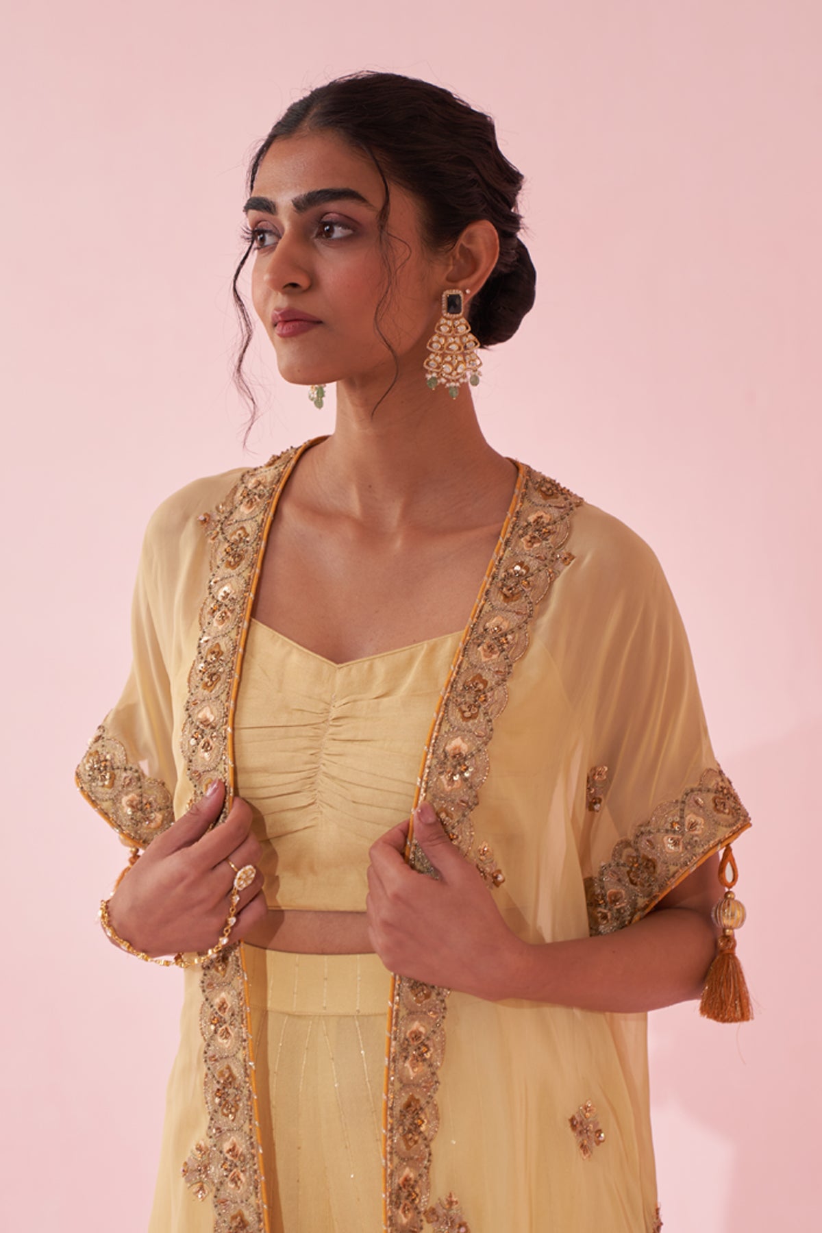 GULDANA YELLOW CAPE SET