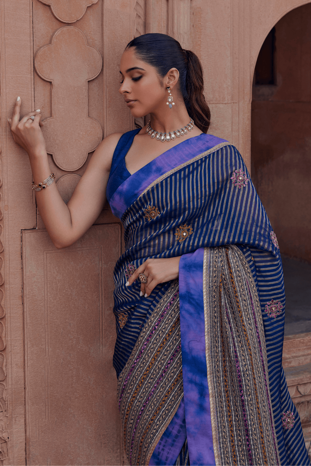 Buy Navy Blue Saree with Contrast Border Online in India @Mohey - Saree for  Women